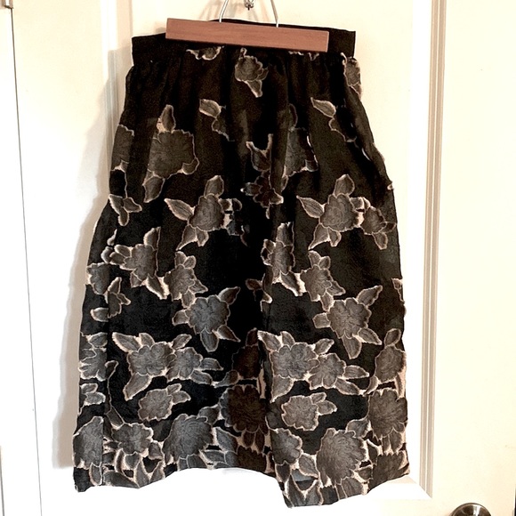 H&M Floral Skirt - Picture 1 of 4